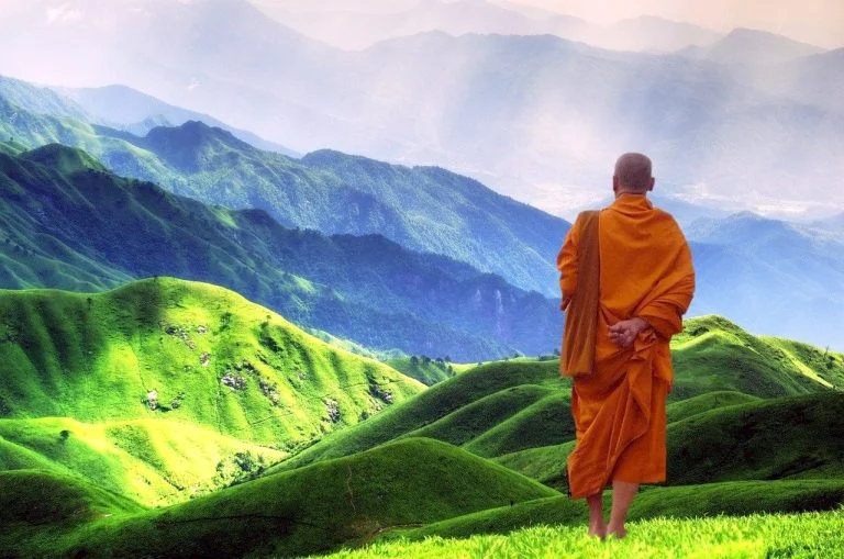22 Valuable Life Lessons & Inspirational Quotes from The Monk who Sold His Ferrari