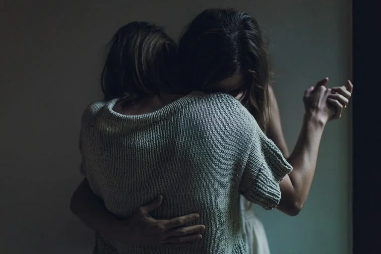 10 Tell Tale Signs of Energy Vampires + Tips to deal with Energy Vampires