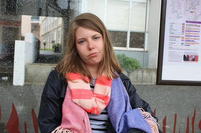 15 Major Signs Someone is Jealous of You