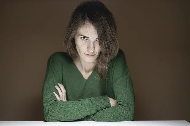 15 Major Signs Someone is Jealous of You